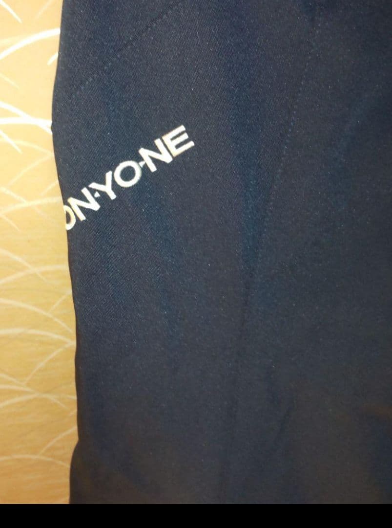 新品タグ付き デサントジャケット & オンヨネパンツ サイズSS 組み合わせ