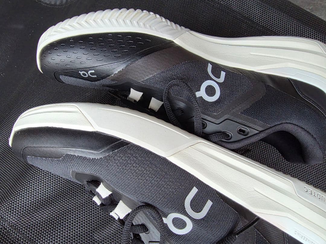 シューズ(男性用) On THE ROGER Advantage Pro Clay 28.0cm