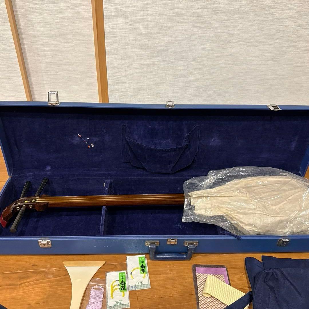 三味線 地唄 中棹 破れなし ハードケースと付属品付き