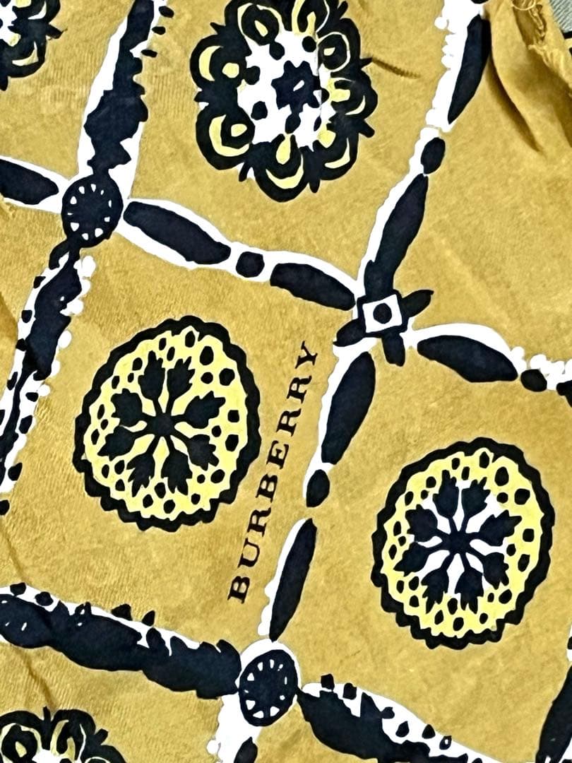 【新品ダグ】BURBERRY カシミヤ花柄2色プリスト超大判ストール&マフラー