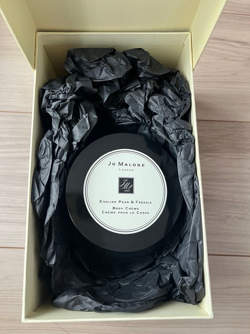 新品未使用JO MALONE イングリッシュペア& フリージア ボディクリーム