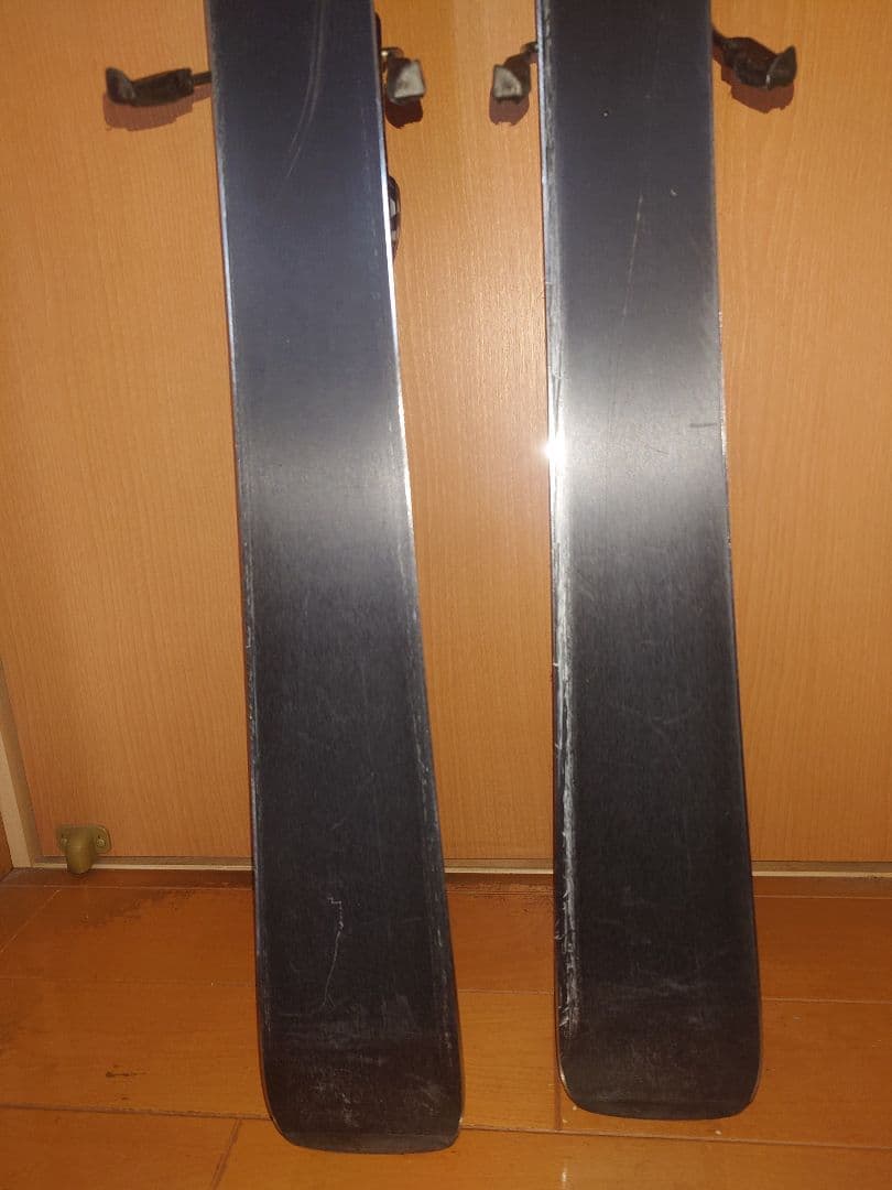 カービングスキー板　SALOMON 152cm