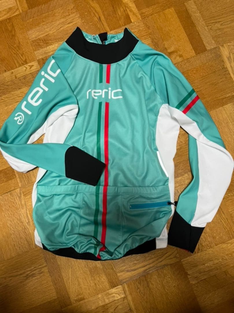 レリックreric新品ウエアMサイズ／オールシーズン/ラファ