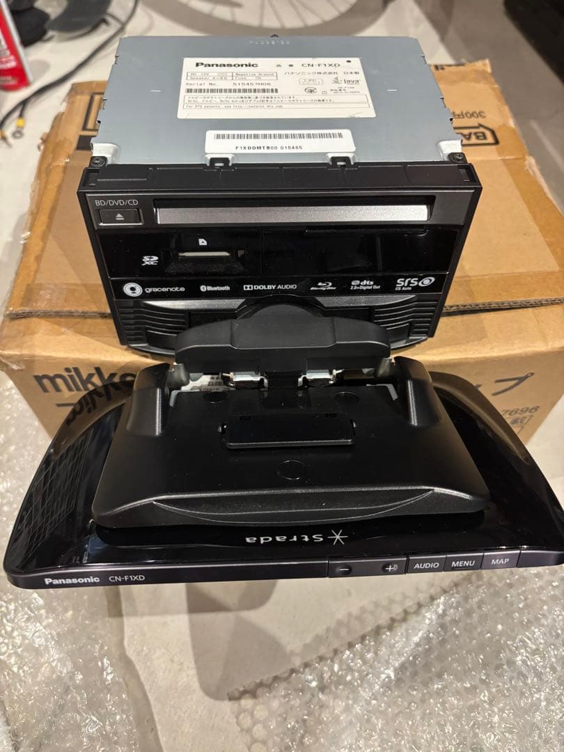 カーナビ Panasonic CN-F1XD