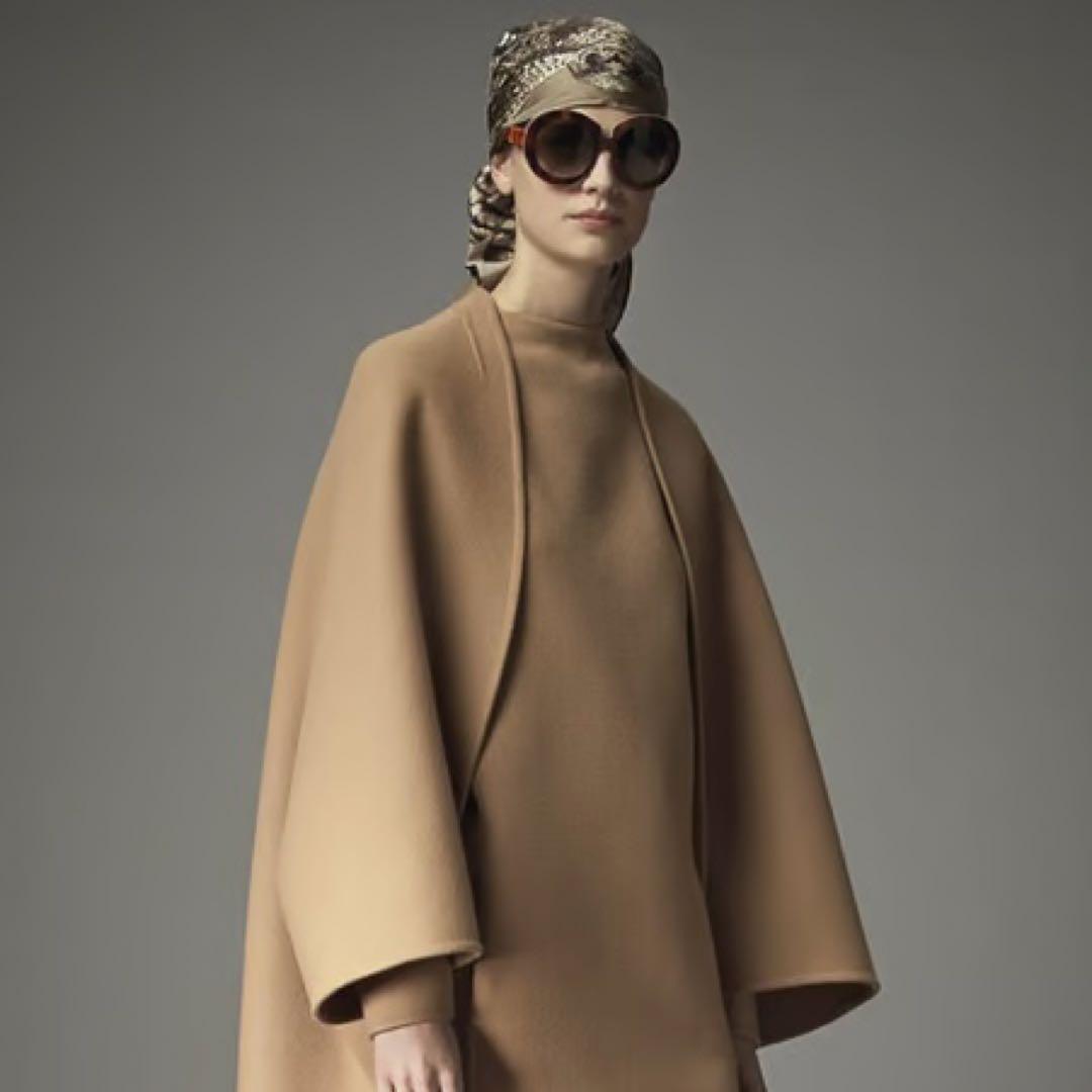 美品VALENTINOヴァレンティノ ケープ　ダブルフェイス　ポンチョ　コート