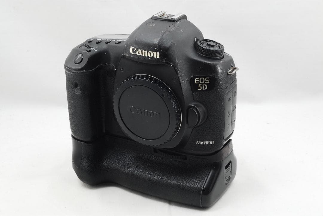 キャノン EOS 5D Mark Ⅲ &バッテリーグリップ BG-E11 003