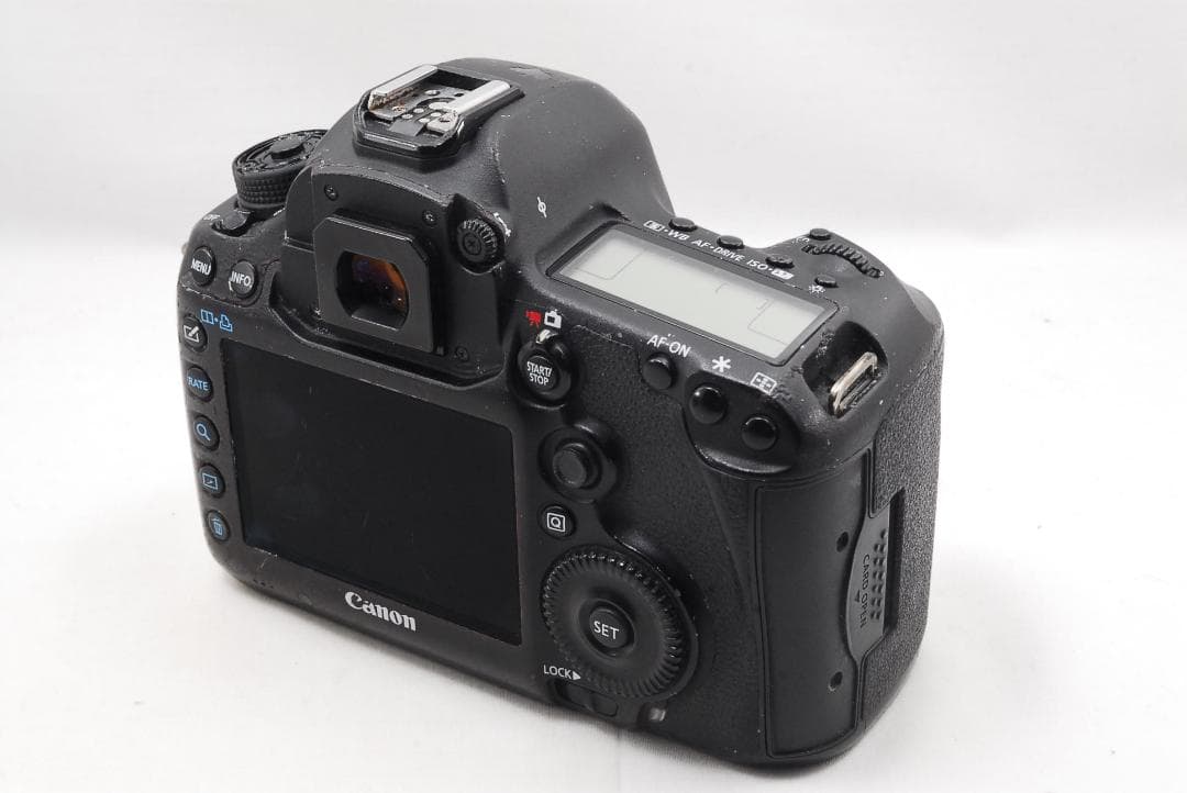キャノン EOS 5D Mark Ⅲ &バッテリーグリップ BG-E11 003