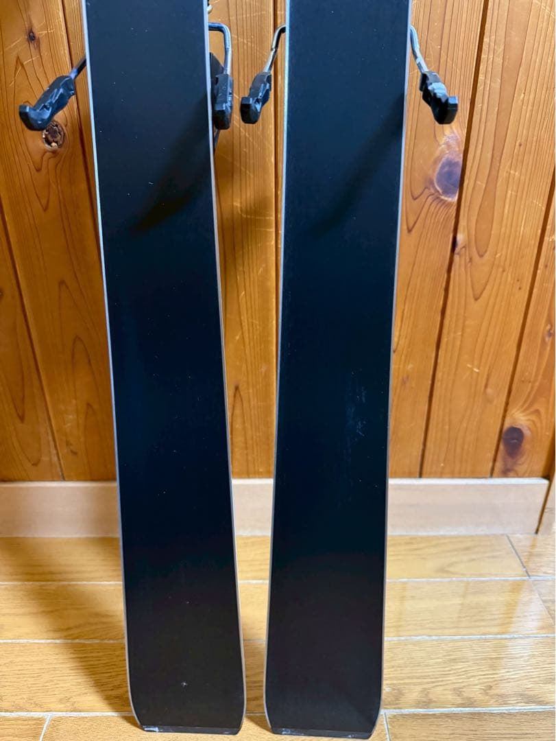 美品 アトミック ATOMIC REDSTER X5 161cm スキー板