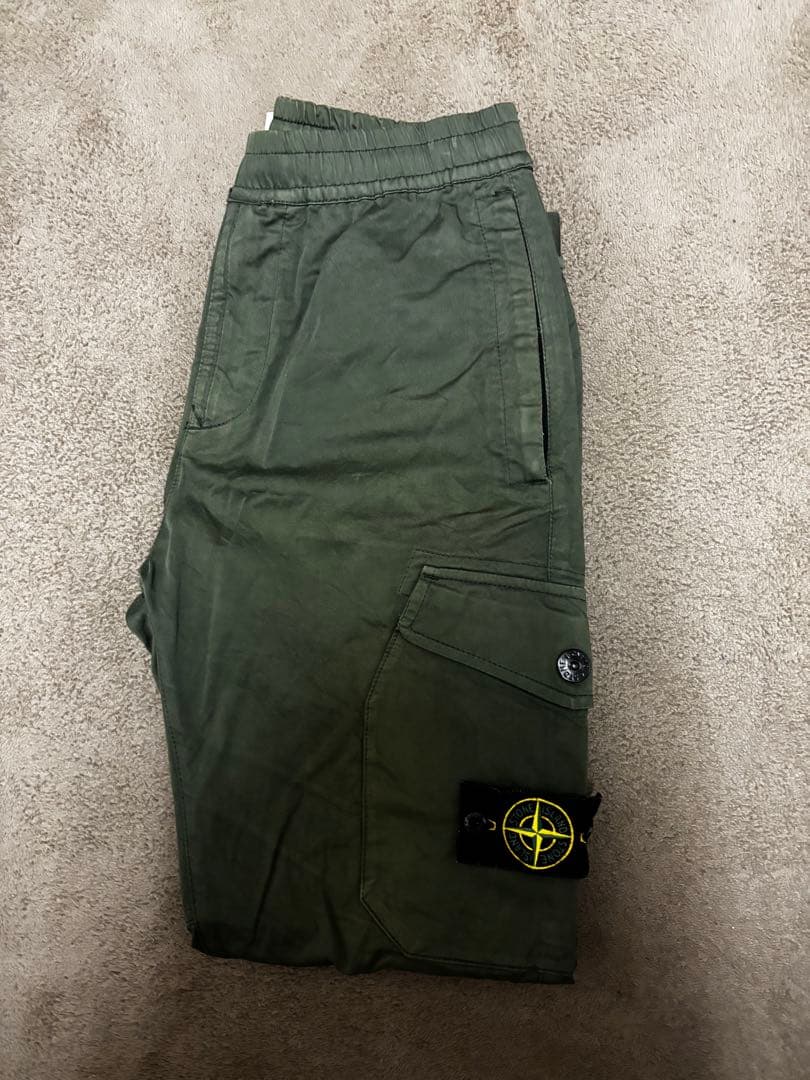 ストーンアイランド　カーゴパンツ オリーブ色