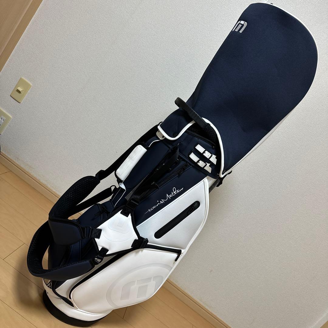 トラヴィスマシュー　キャディバッグ