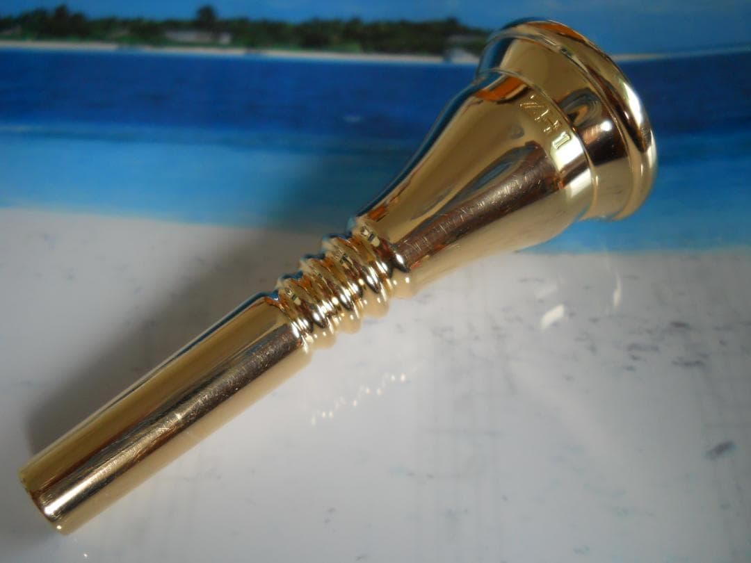 ユン・ゼン（Yum Zeng）モデル　ゴールド仕上げ