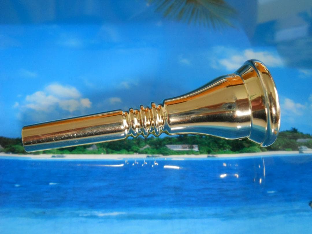 ユン・ゼン（Yum Zeng）モデル　ゴールド仕上げ