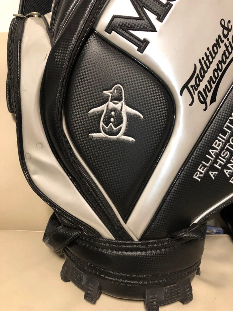 【送料込み】廃盤希少品　大人気完売　マンシングウェア　キャディバッグ