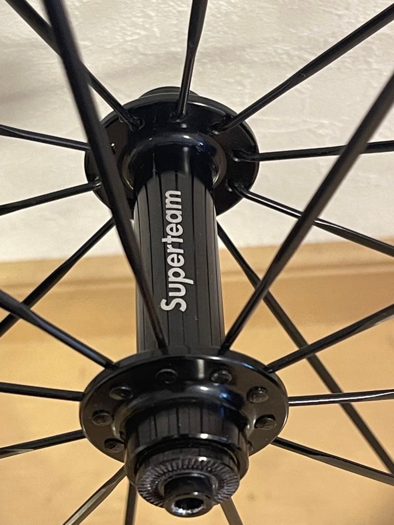 【美品・新品タイヤおまけ！】カーボンエアロホイール SUPER TEAM製