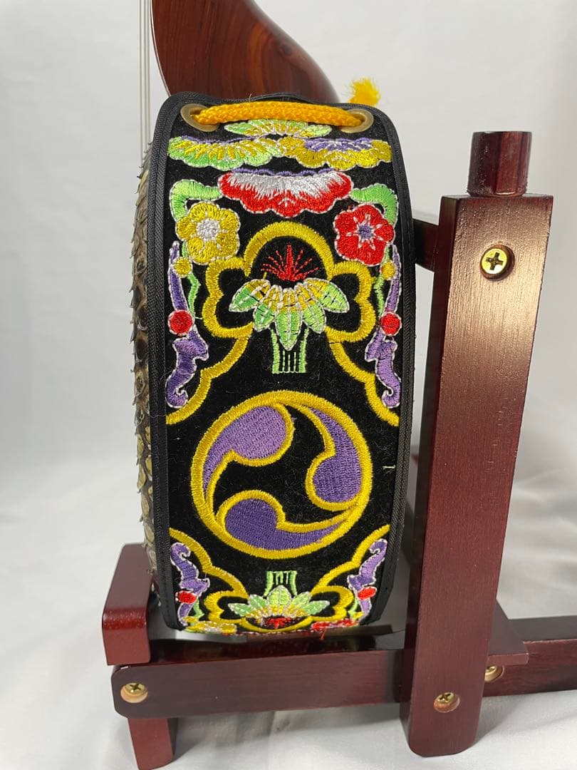 沖縄三線 宮古木工芸 本皮1枚張り 極上パドック棹 - メルカリ