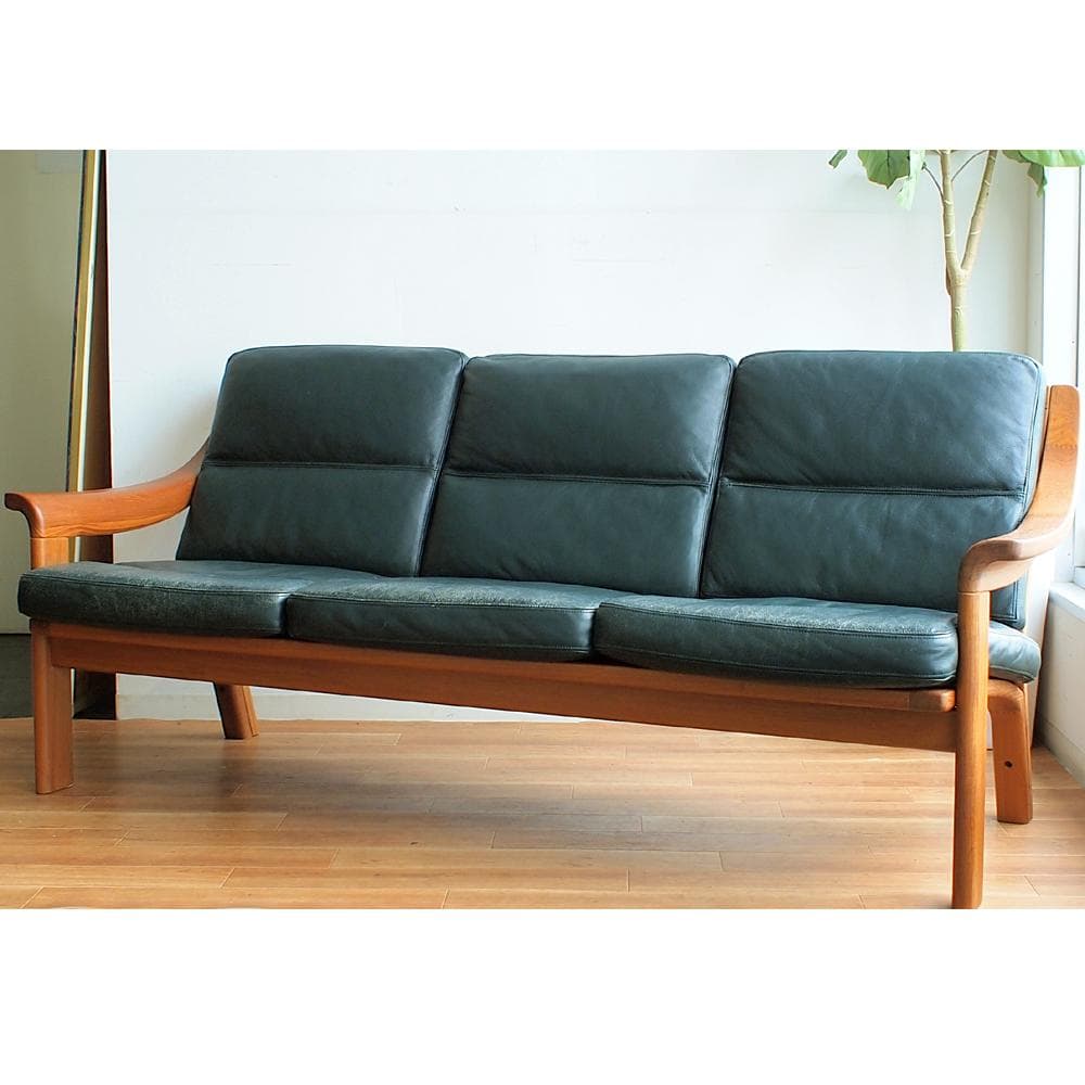 ビンテージ デンマーク製 P.J.Furniture チーク材 3人掛けソファ