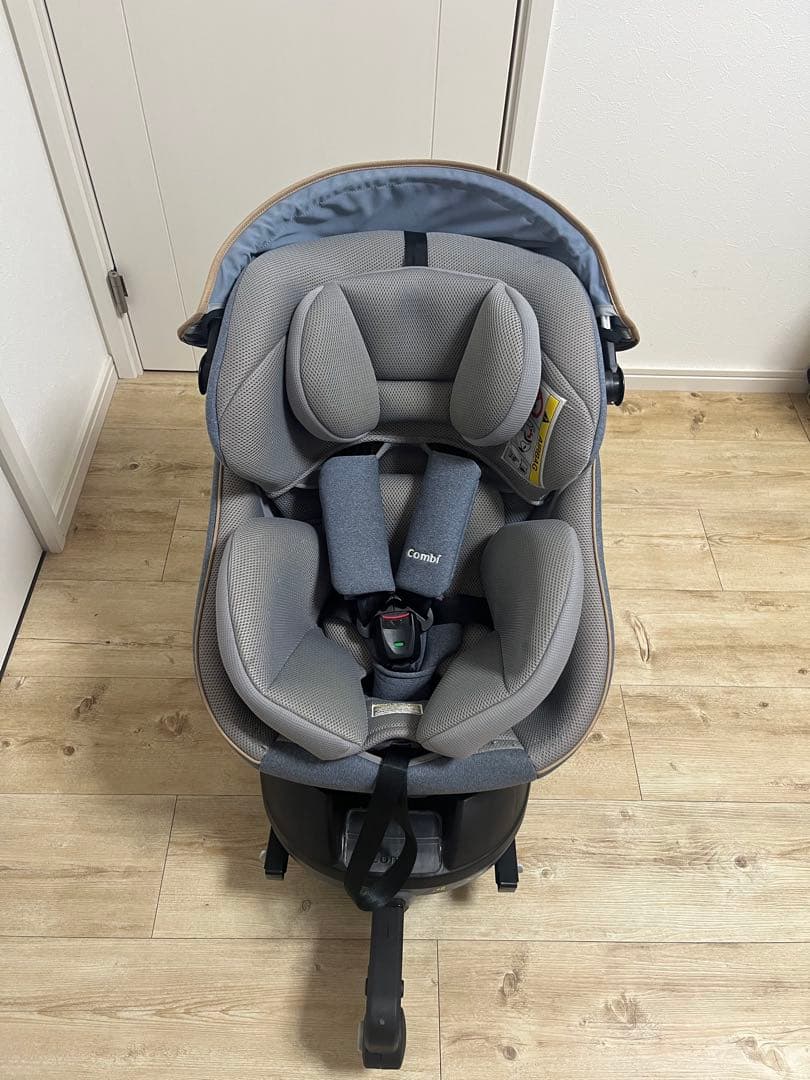 お年玉セール Combi ISOFIX エッグショック チャイルドシート