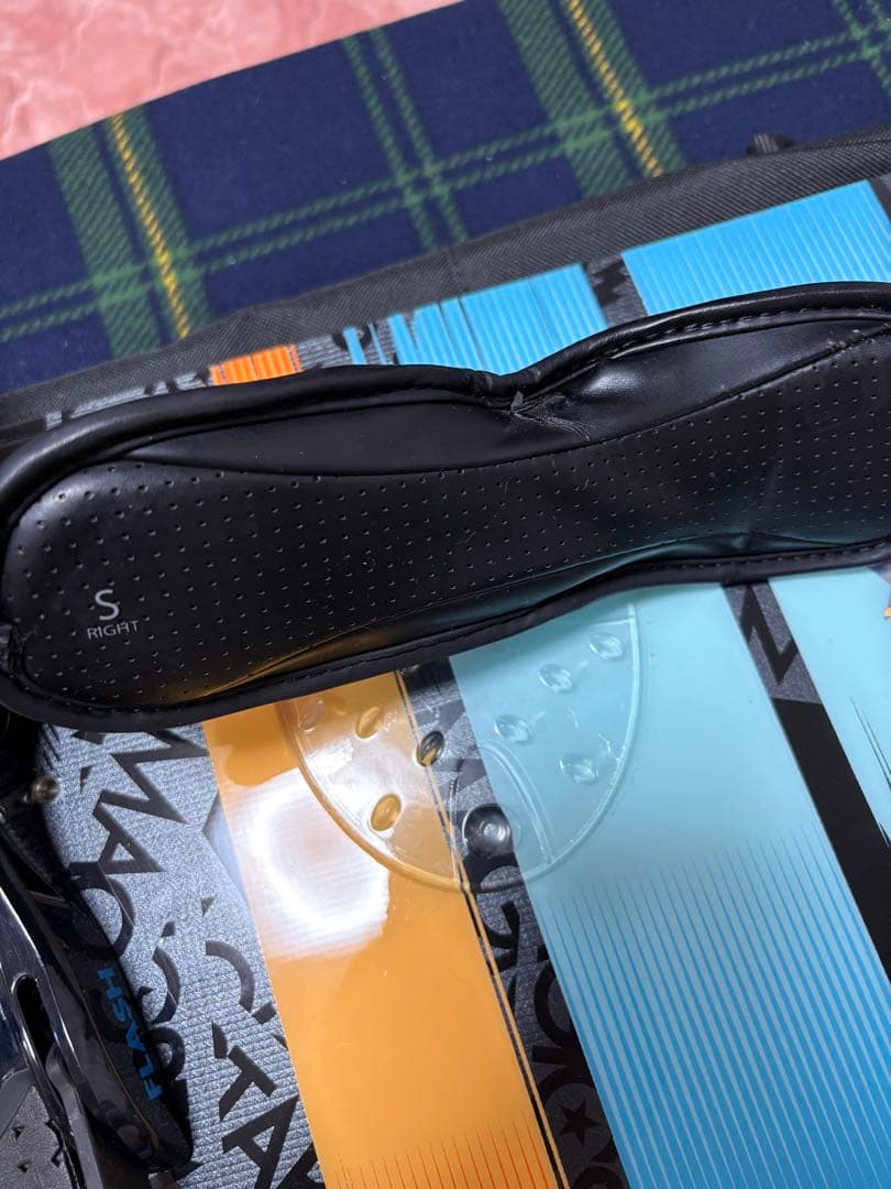 M*5様 【直接受け取り】スノーボード 板 ビンディング ブーツ K2 BURT