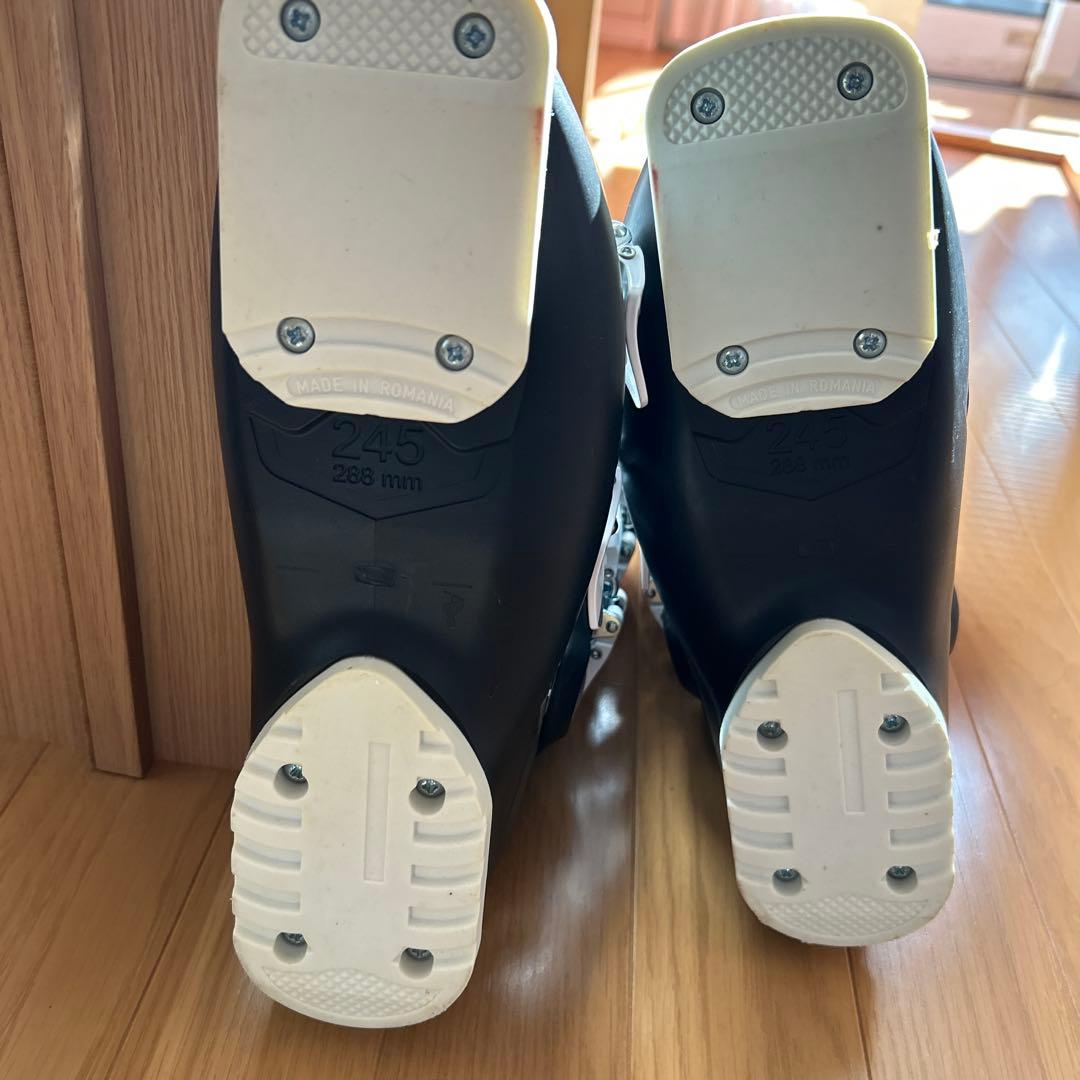 新品同様　ROSSIGNOL 女性用スキーブーツ スキー靴ブラック23-25cm