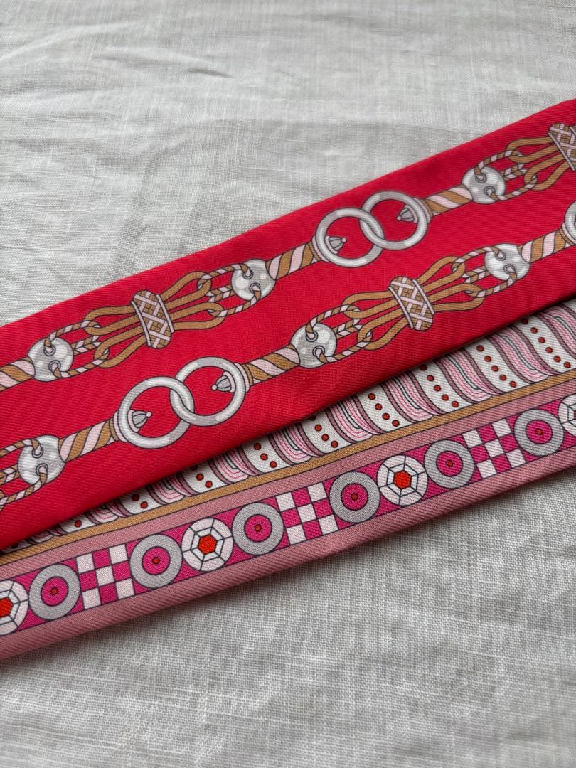 エルメス ツイリー新品未使用タグ付　ハーネスの薔薇窓