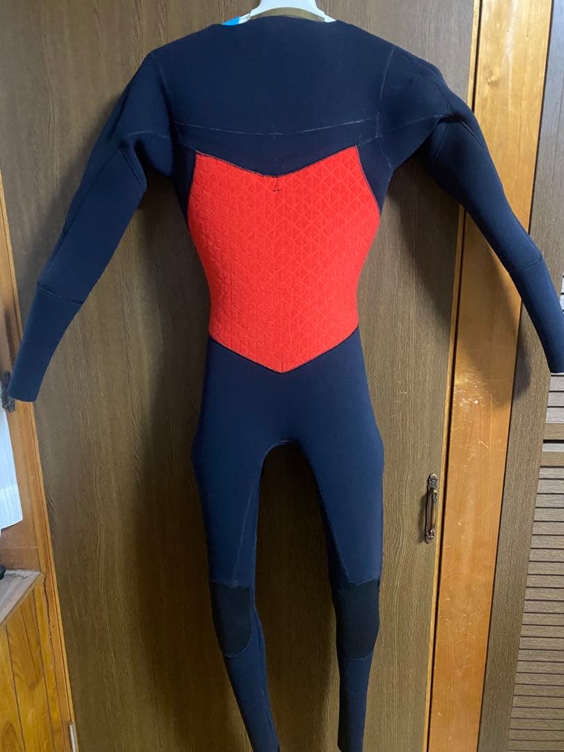 新品未使用⭐️ロキシー　セミドライウエットスーツ　L