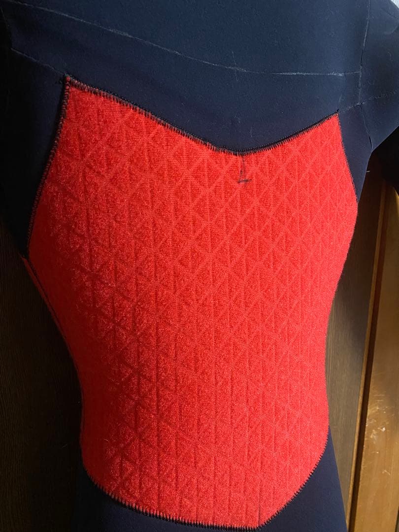 新品未使用⭐️ロキシー　セミドライウエットスーツ　L