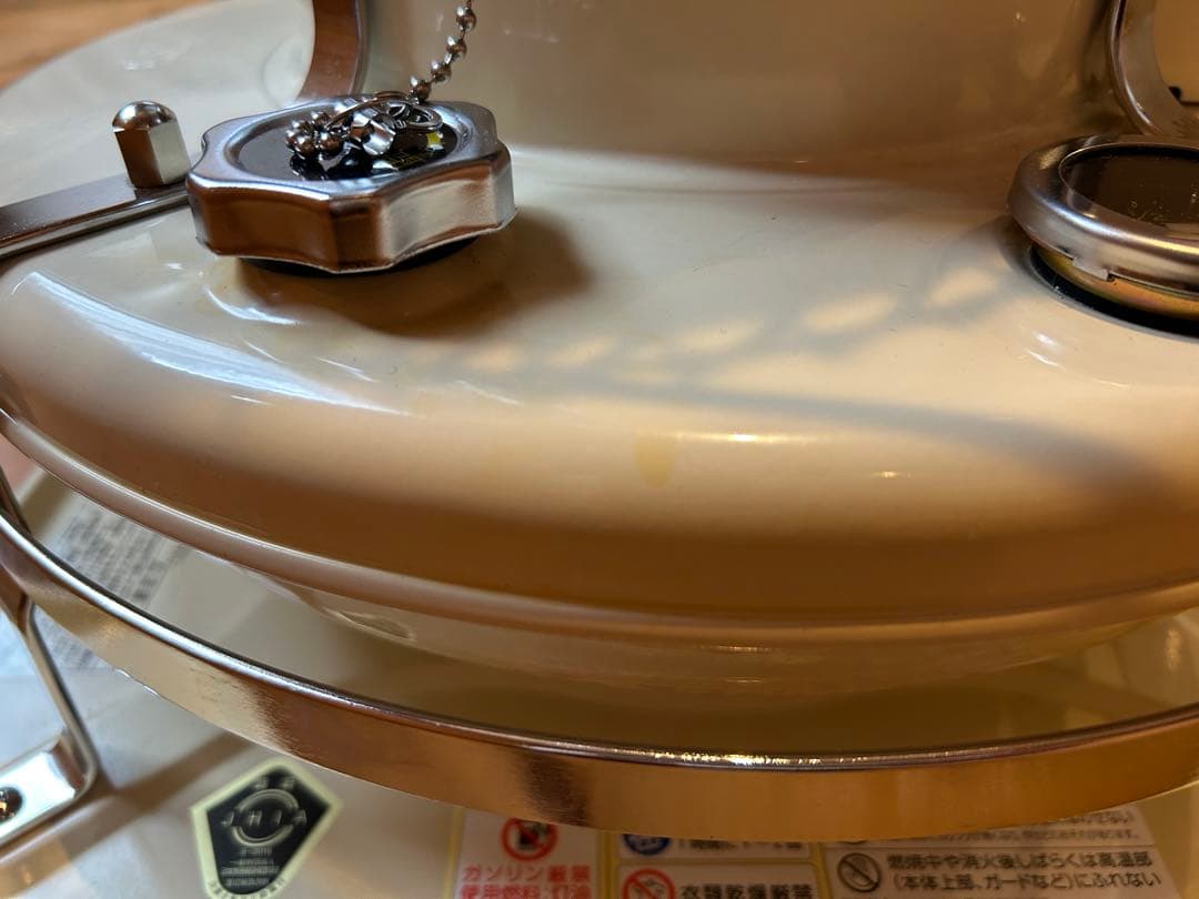 【美品】2024年製　アラジンストーブ　白