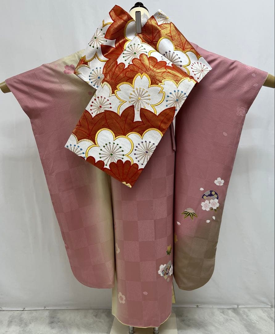大特価　振り袖　フルセット　長襦袢付　ピンク　桜　梅　金彩加工　661