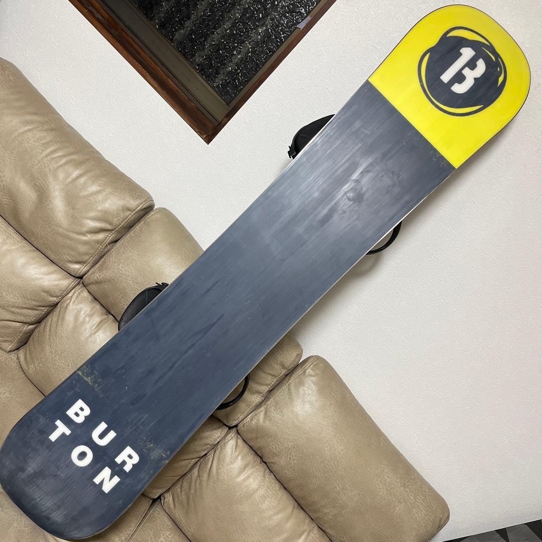 BURTON DESCENDANT 155 × BURTON CARTEL M