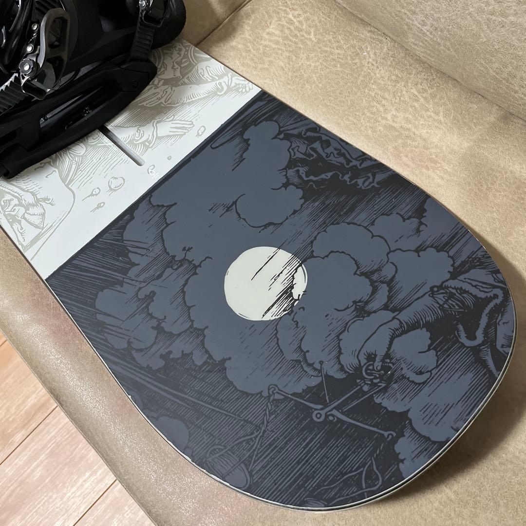 BURTON DESCENDANT 155 × BURTON CARTEL M