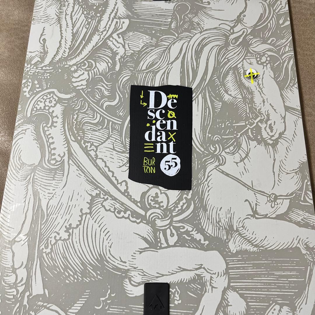 BURTON DESCENDANT 155 × BURTON CARTEL M