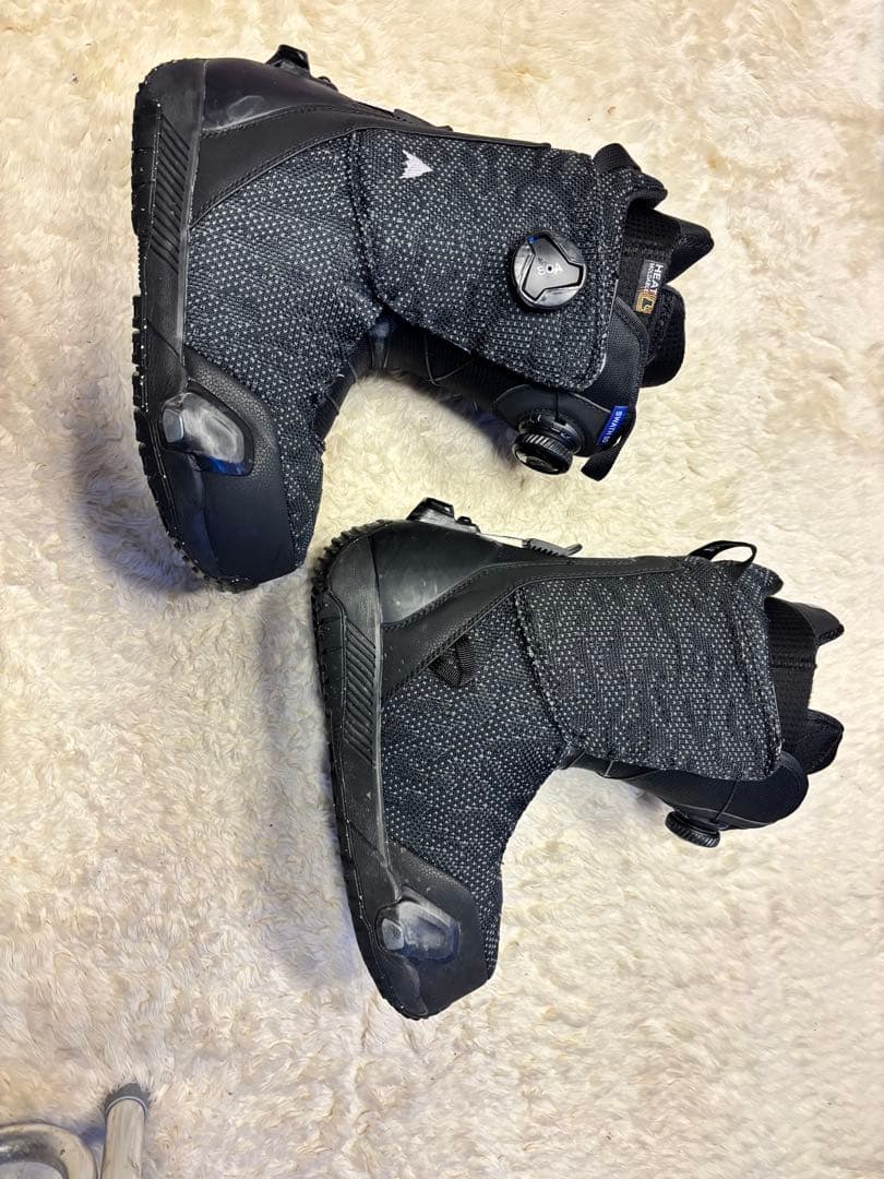 BURTONバートンステップオンスブーツ スワス swath 8.5サイズ