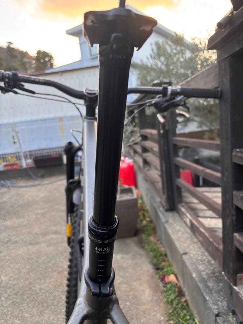 TranzX ドロッパーポスト 31.6 mm 170 mmトラベル　レバー付き