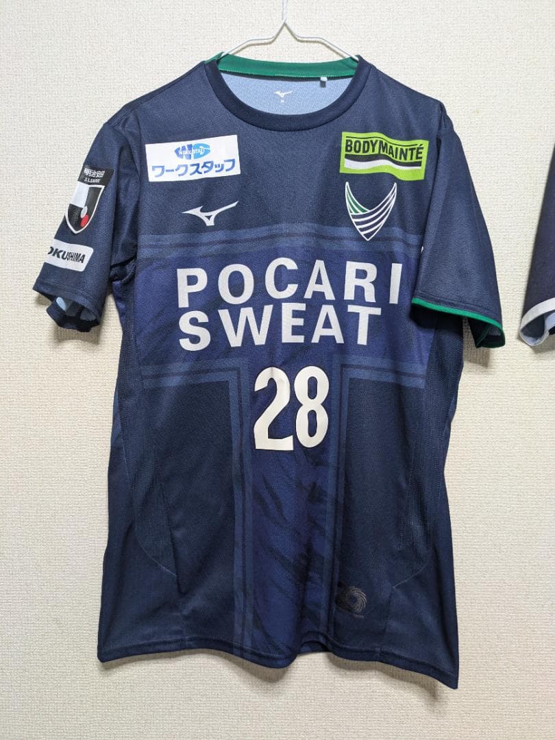 鹿沼直生選手　徳島ヴォルティス　オーセンティックユニフォーム (サイン入り)