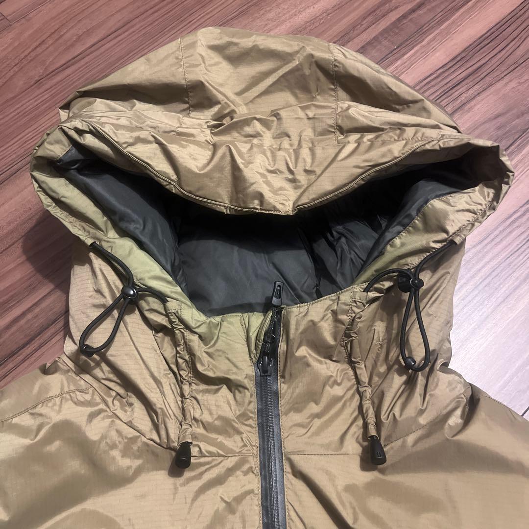 【サイズL】ナンガ　relume ダウンジャケット ベージュ　フーディー