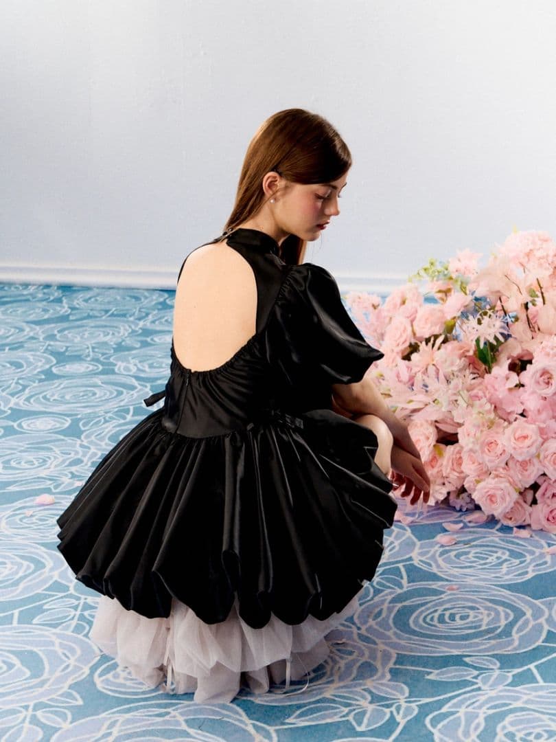 トリートユアセルフ サテンバルーンペプラムミニワンピース ブラック