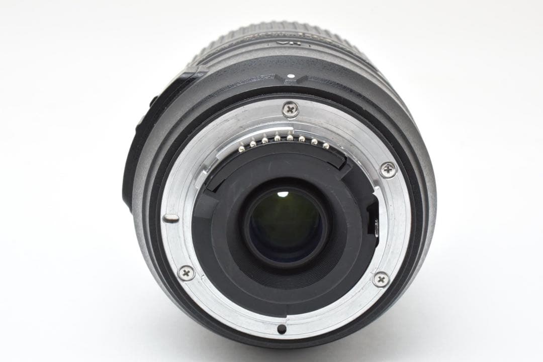 Nikon DX 55-300mm 1:4.5-5.6 VR レンズ