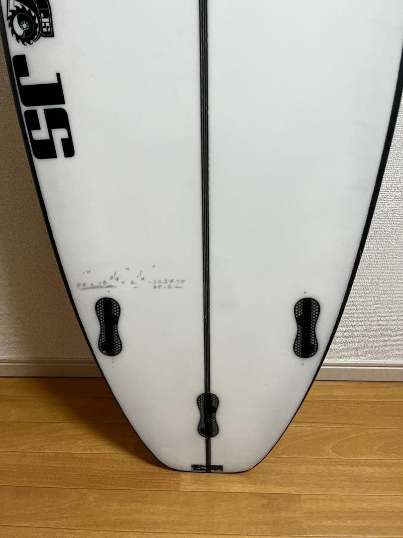 ショートボード JSモンスタボックス　MONSTABOX 5’8 サーフボード