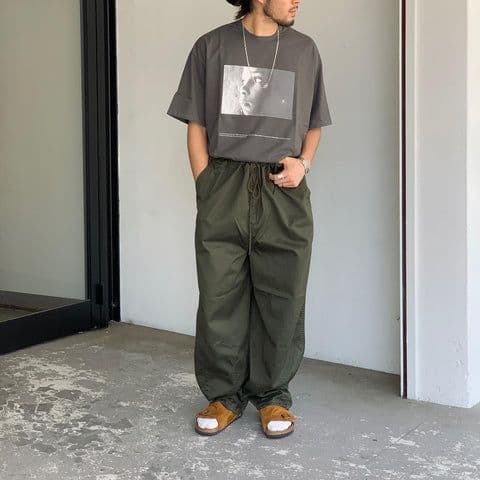 Graphpaper(グラフペーパー)パラシュートパンツ　カーキ　オリーブ