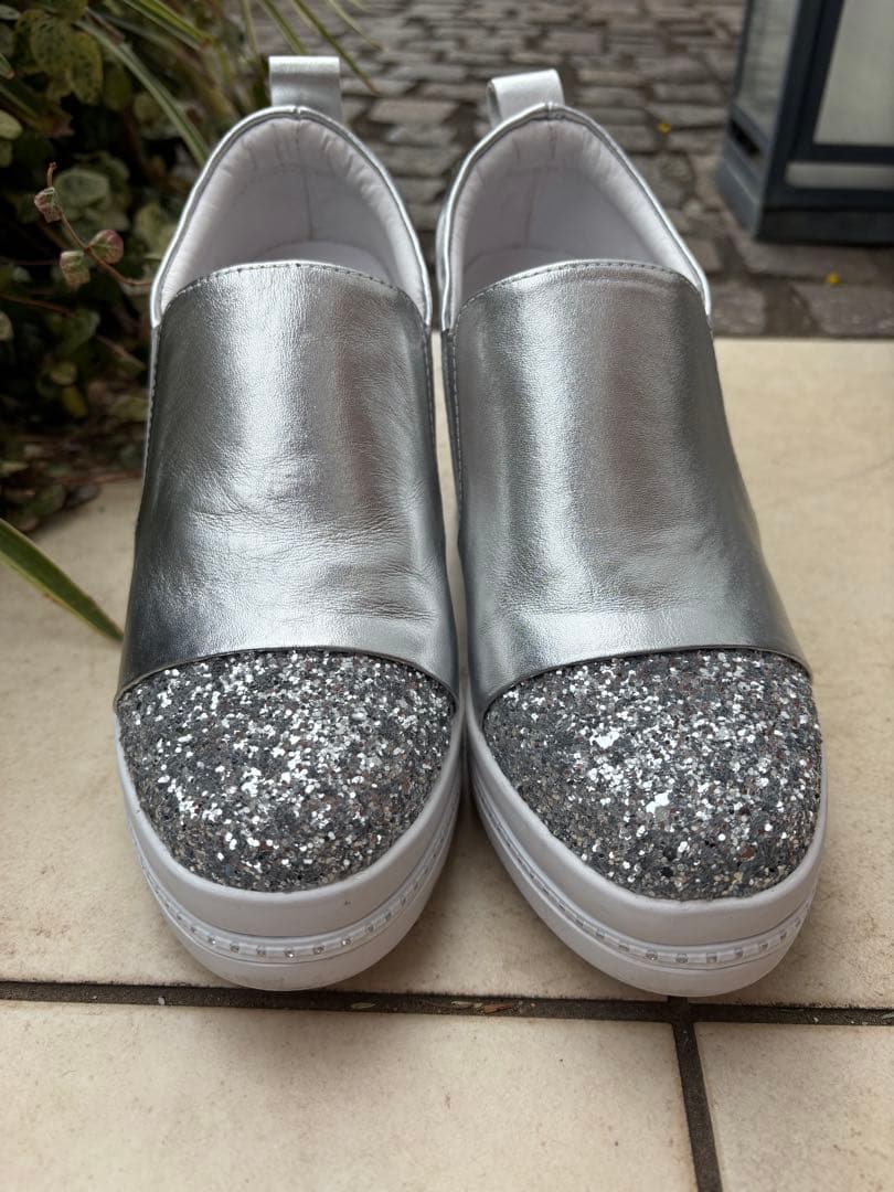 STACCATO（スタッカート）の「ラインストーンスリッポン（スリッポン