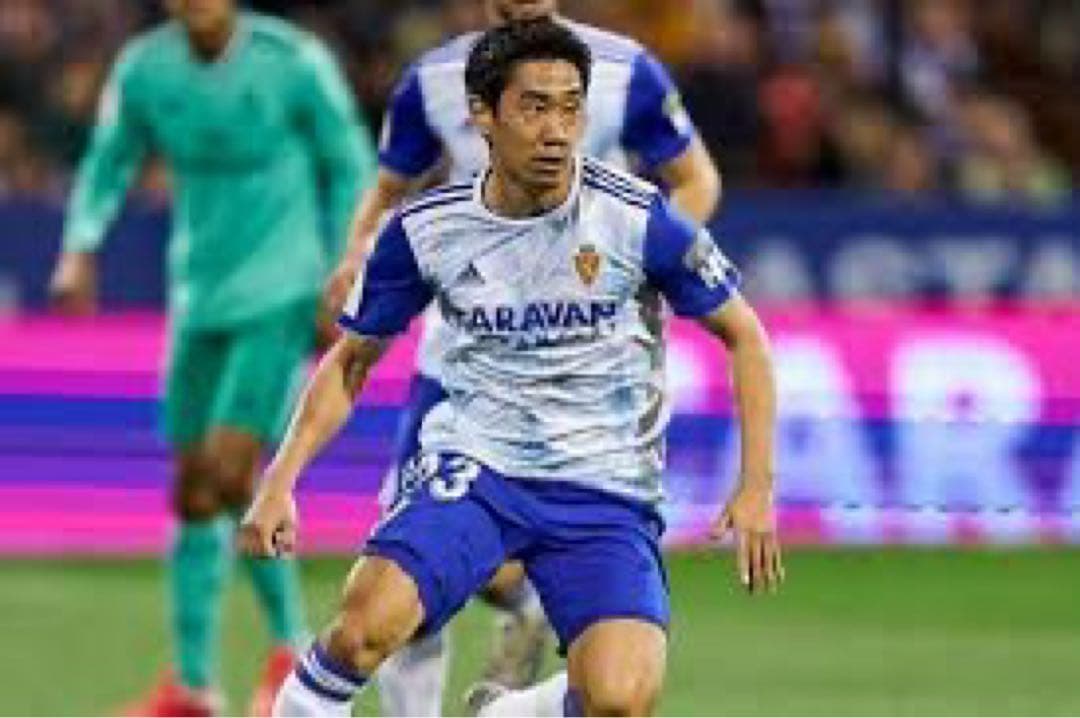 s*i様 【実使用】香川真司選手直筆サイン入りサラゴサユニフォーム