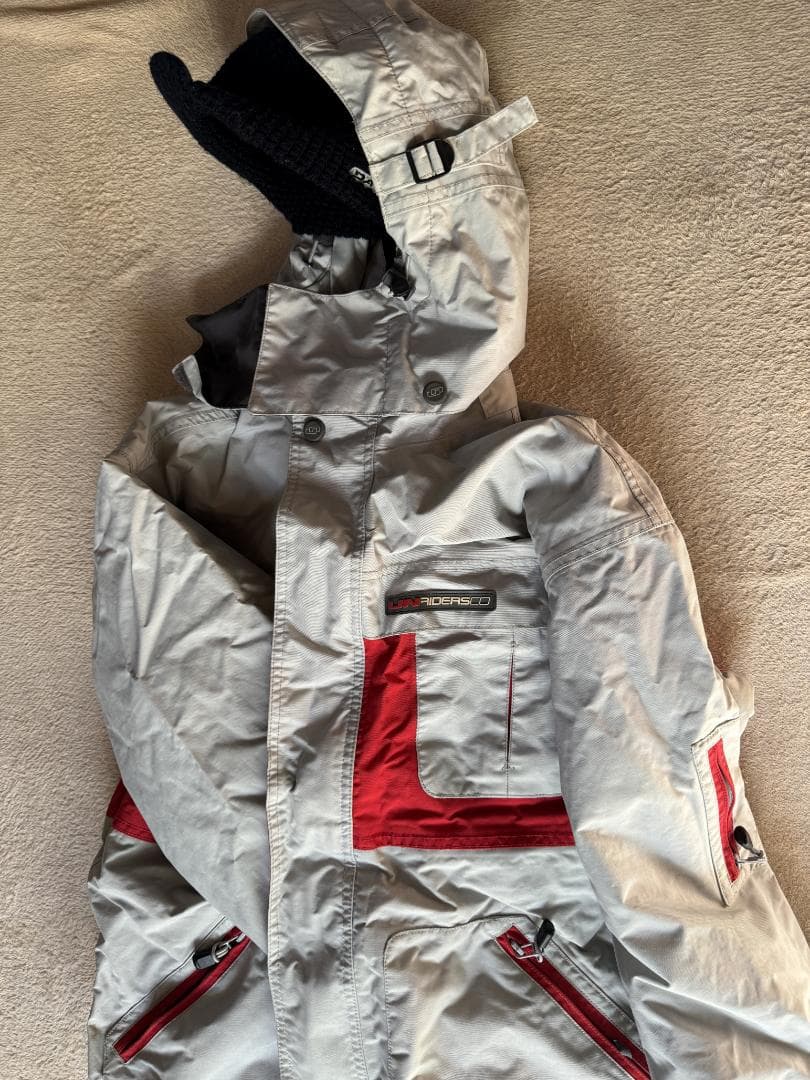 UNRIDERS スノボーウェアセット　レディース+α