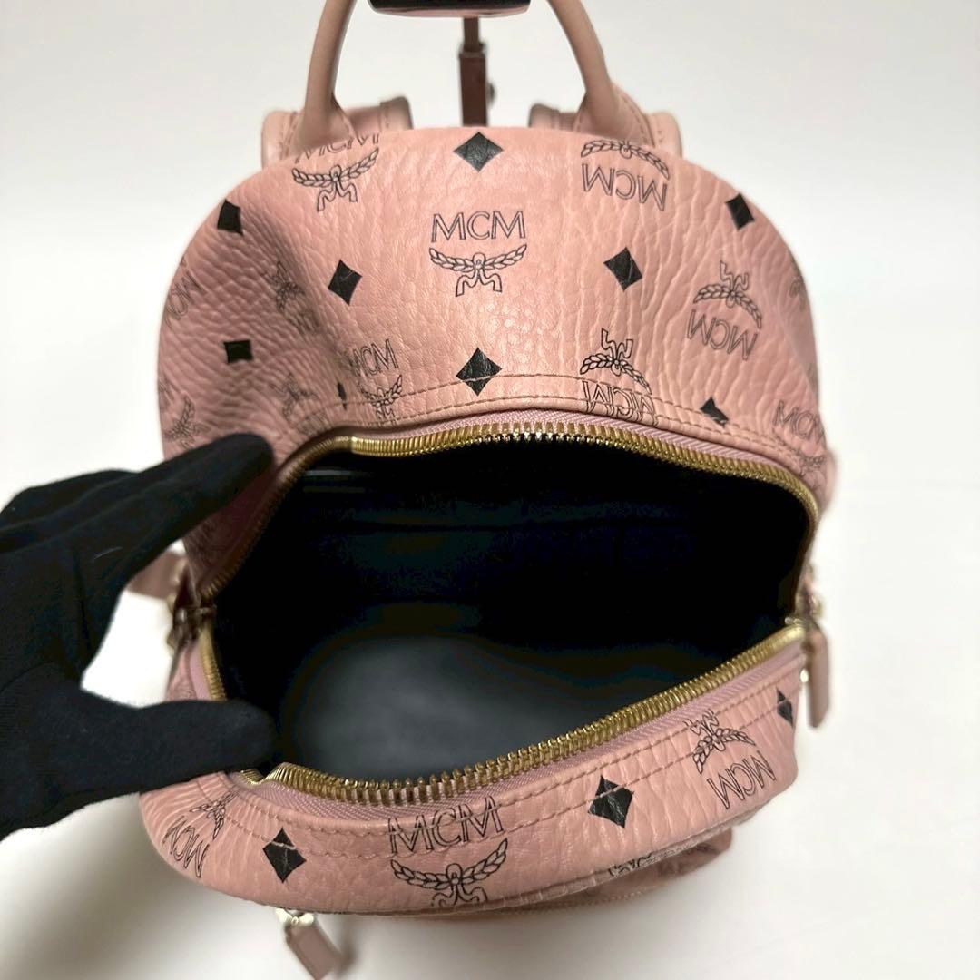 t20【美品】保存袋　Gカード付 MCM ヴィセトス　スタッズ　ピンクリュック.