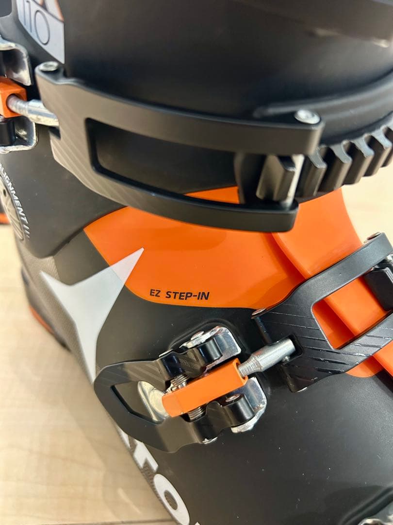 ATOMIC スキーブーツ HAWX MAGNA 27-27.5cm 319mm