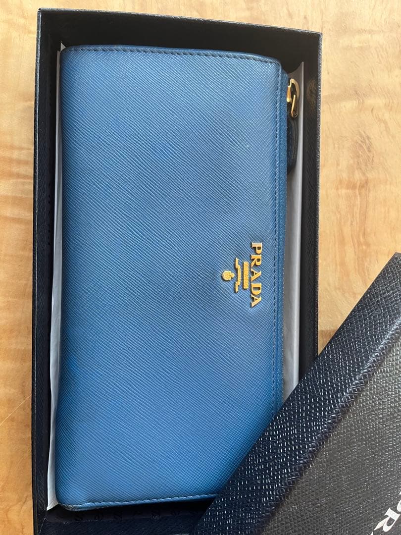 【中古品】PRADA 長財布 箱あり ONDA レザー