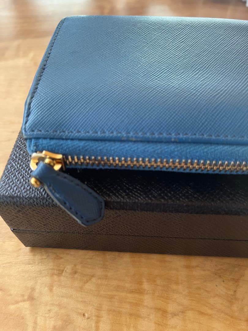【中古品】PRADA 長財布 箱あり ONDA レザー