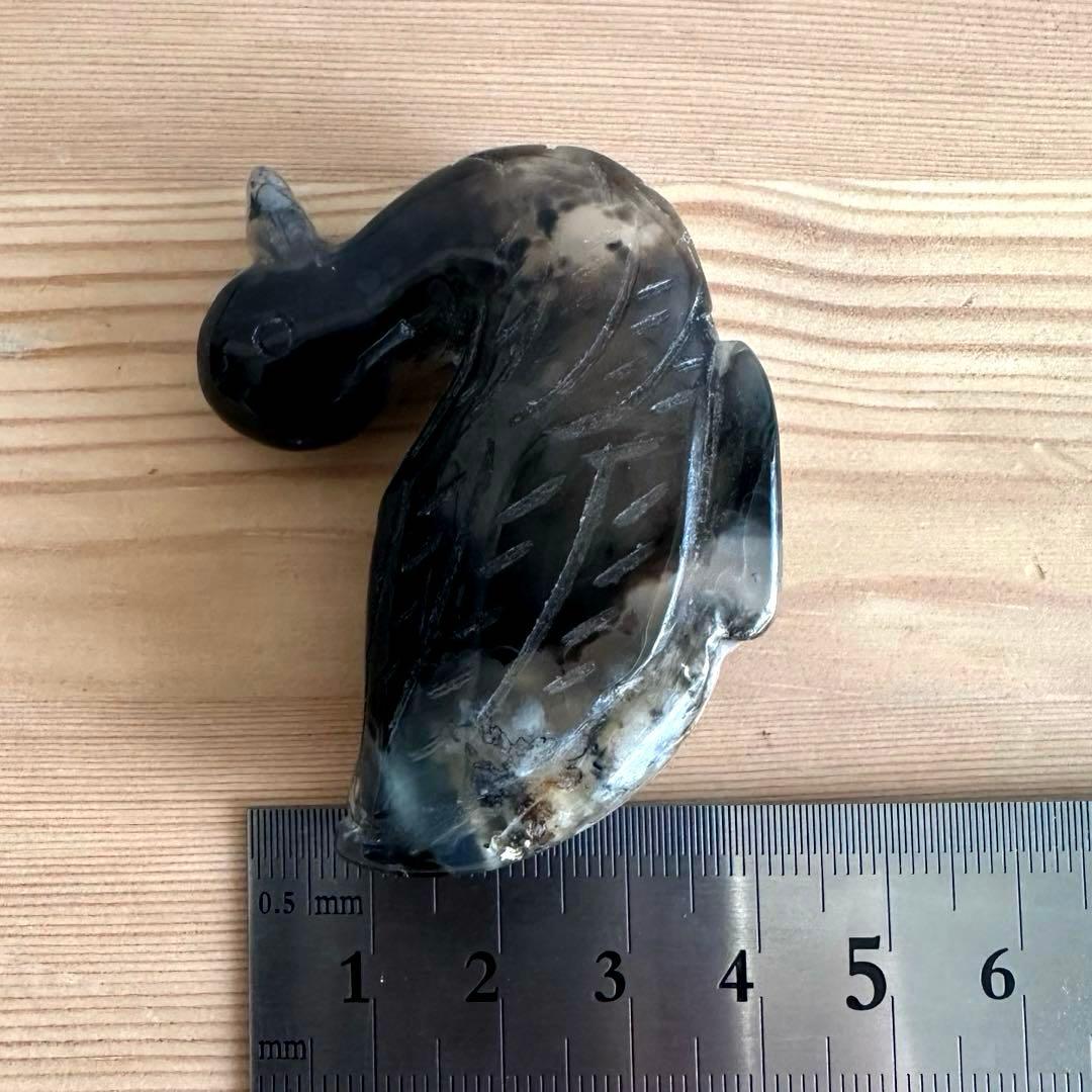 ブラックフラワーアゲート 白鳥 夜桜瑪瑙 カービング - メルカリ