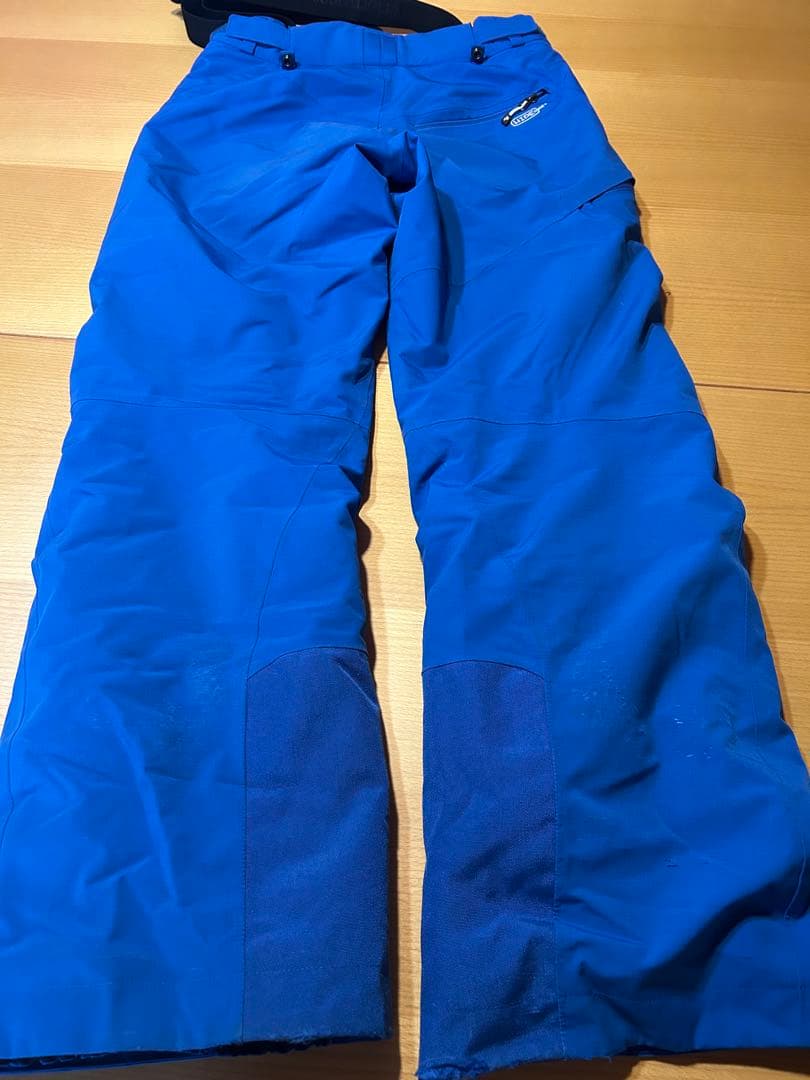 ピークパフォーマンス　パンツ