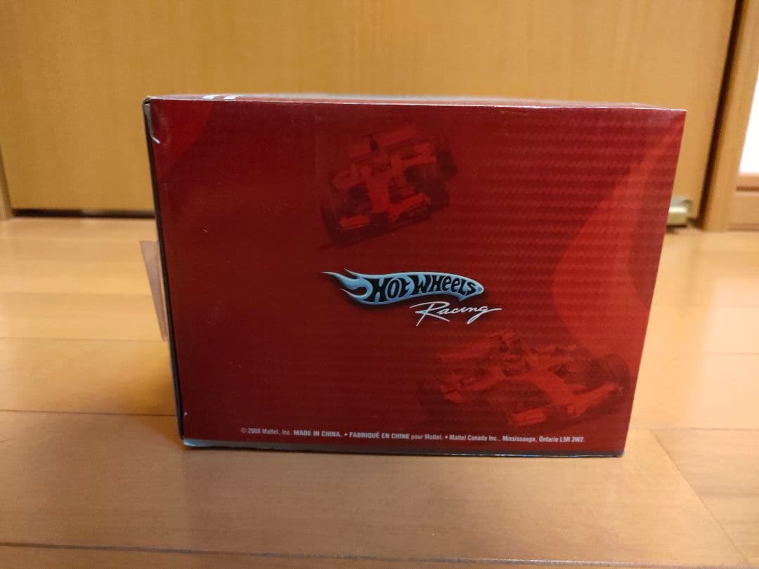 F1　フェラーリF2008 1/18キミ・ライコネン