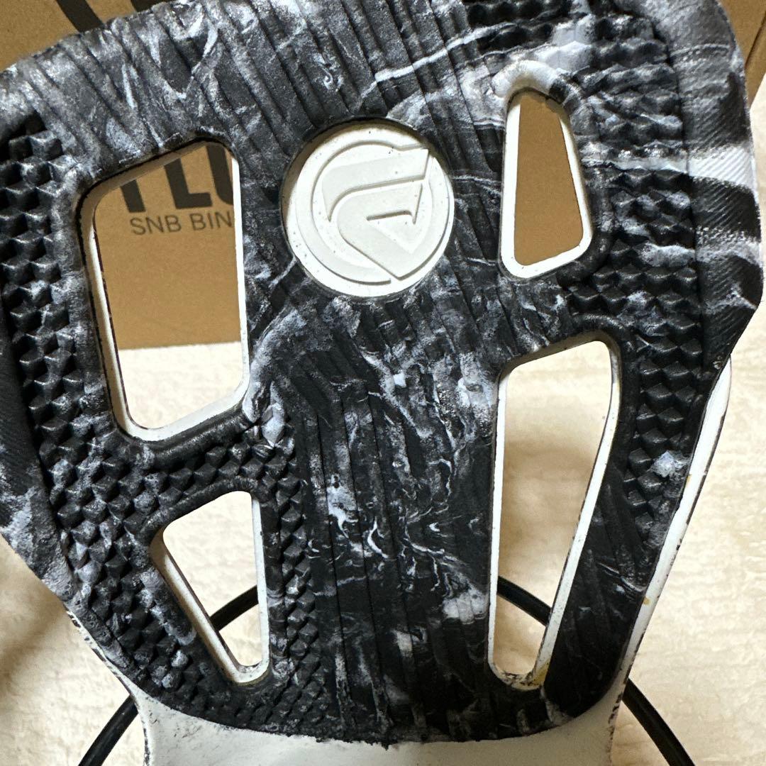 FLOW スノーボード ビンディング ブラック/ホワイト　FUSE サイズＬ